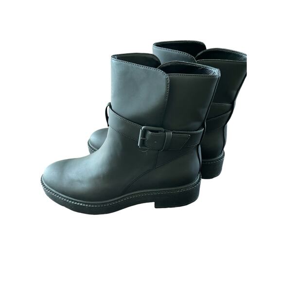 Vince Kaelyn Leather Ankle Boots Waterproof Pull On Buckle Strap Black Size 8M - Picture 15 of 16